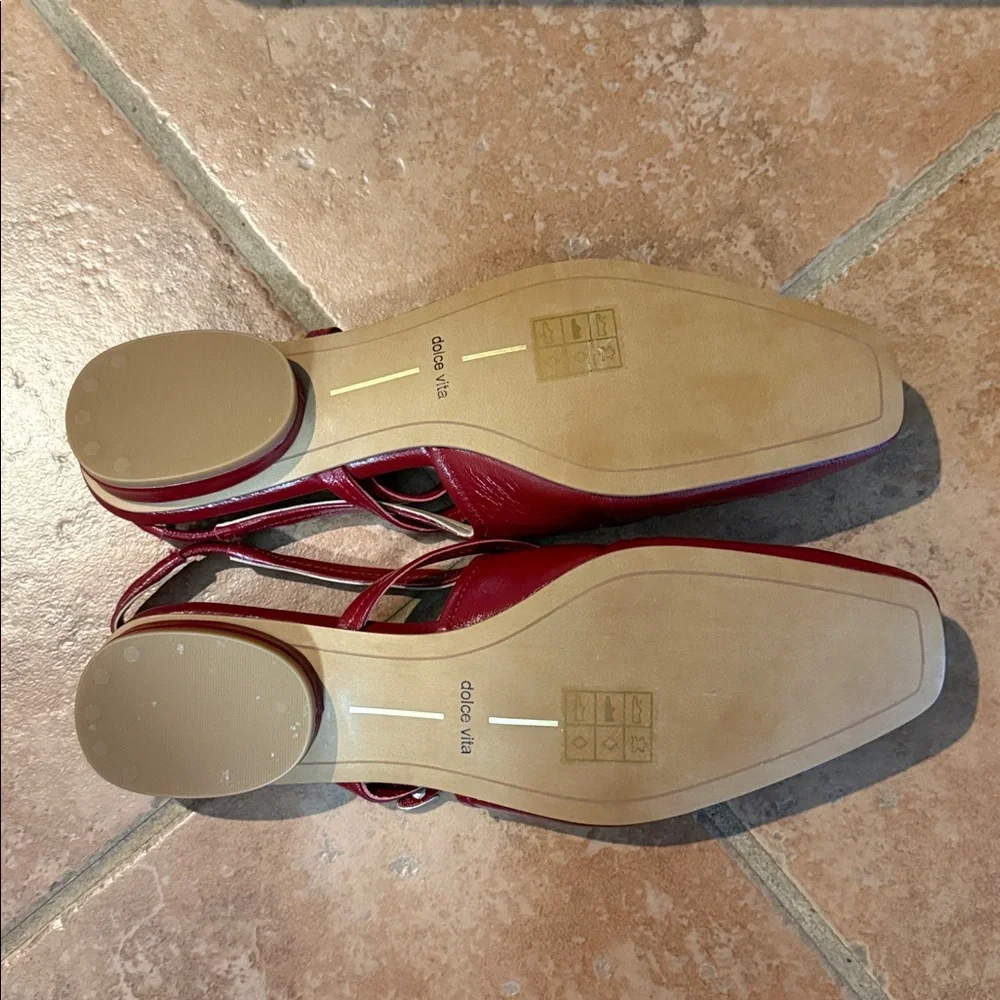 Dolce Vita Red Heeled Shoes - Picture 3 of 4